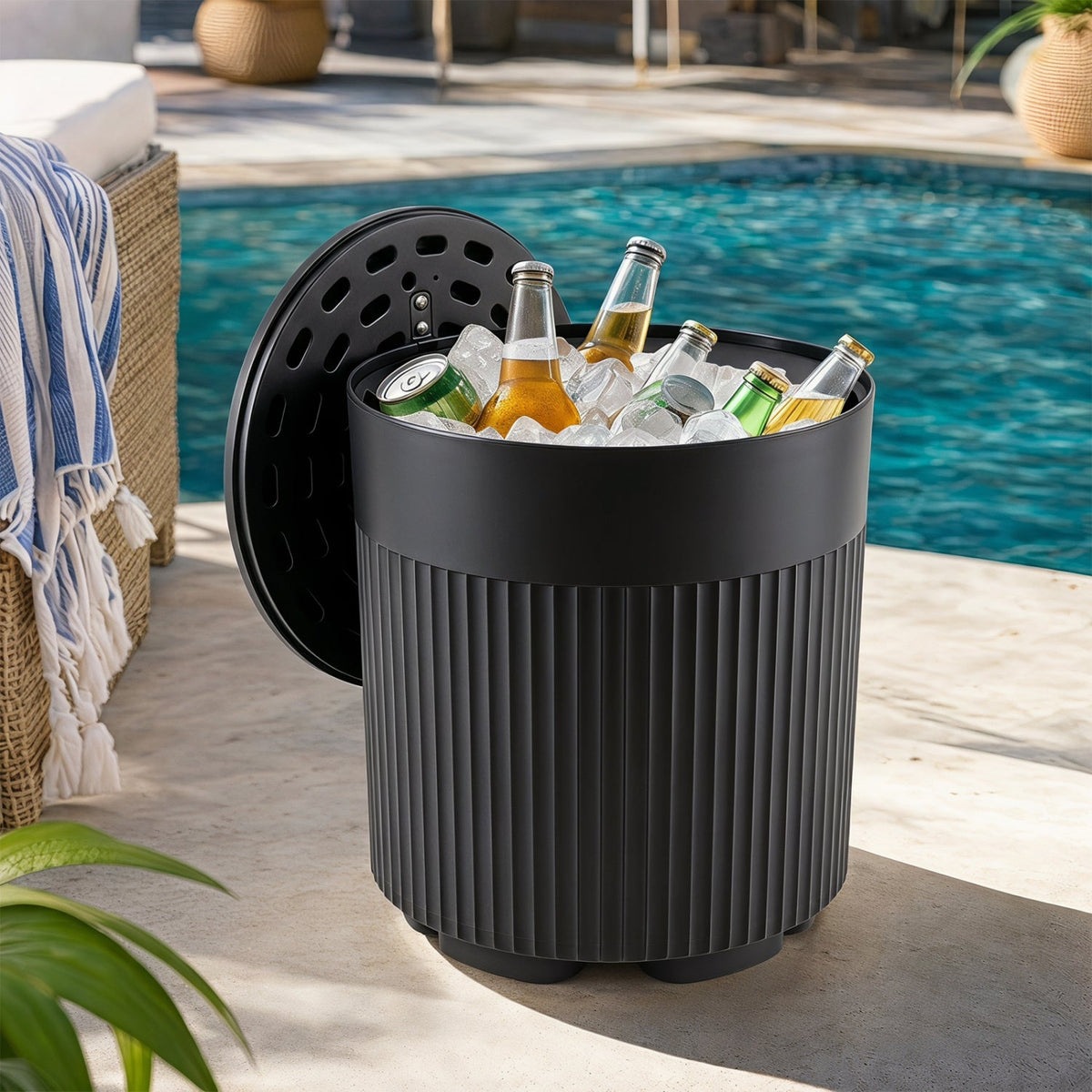3-in-1 Outdoor Cooler Side Table with Fluted Design for Deck-Black