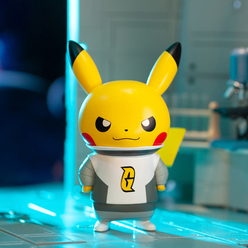 Pokémon Villain Figure