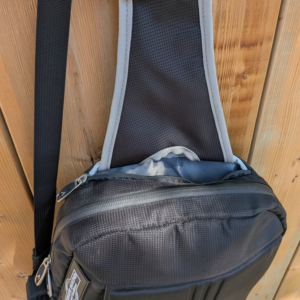 Europe Bound Exec-Tek Laptop Sling Bag 20L Capacity