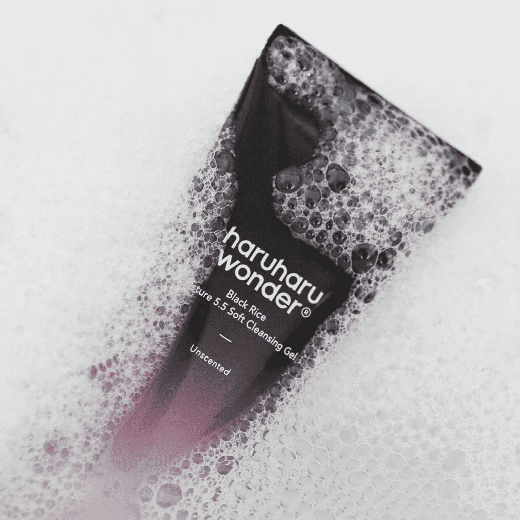 Haruharu wonder Black Rice Moisture 5.5 Soft Cleansing Gel 100ml